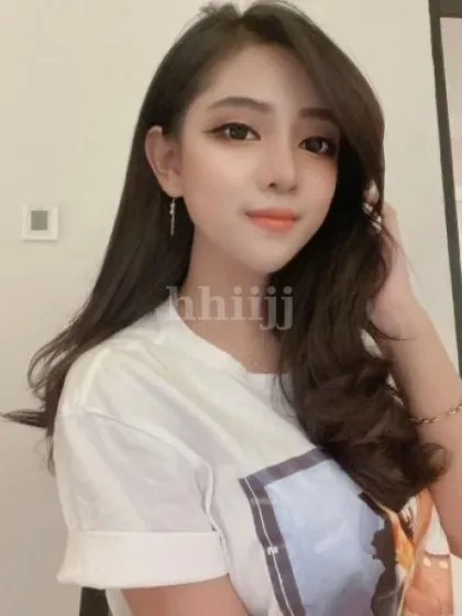 Lai Ling, female escort in Hong Kong