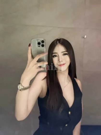 Rina, female escort in Hong Kong