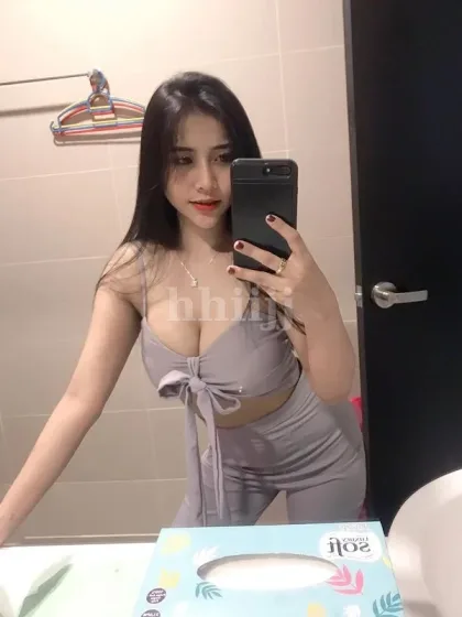 Margot, female escort in Hong Kong