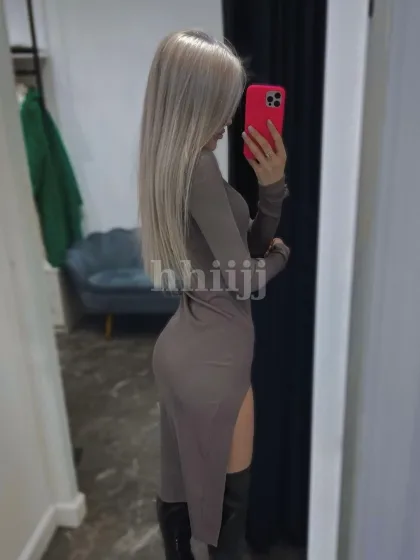 Sylvia, female escort in Hong Kong