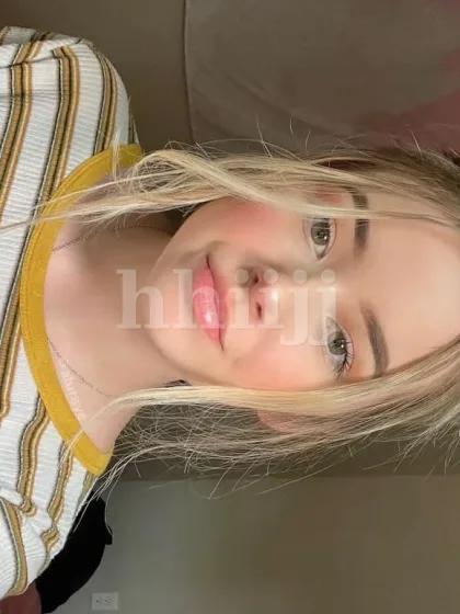 Leona, female escort in Hong Kong