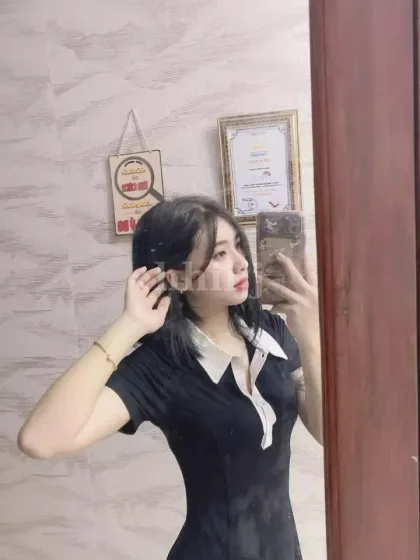 Riri, female escort in Hong Kong